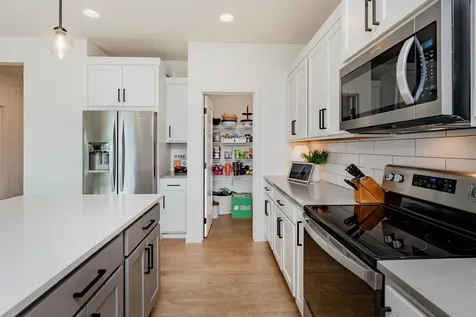 5488 11th Street W West Fargo ND 58078