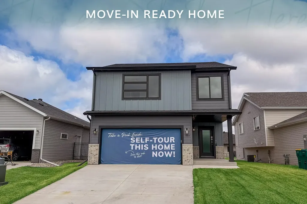 7889 Cottonwood Boulevard Horace ND 58047