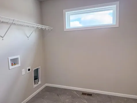 7889 Cottonwood Boulevard Horace ND 58047