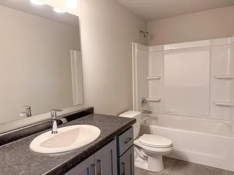 7889 Cottonwood Boulevard Horace ND 58047