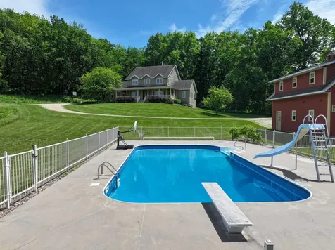 71258 285th Avenue Lake City MN 55041