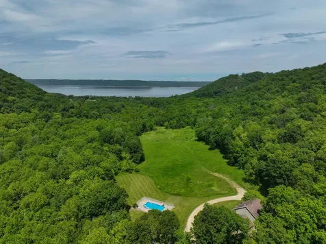 71258 285th Avenue Lake City MN 55041