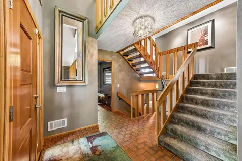 16890 5th Avenue N Plymouth MN 55447