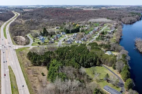 4437 Old Wells Roads Eau Claire WI 54703