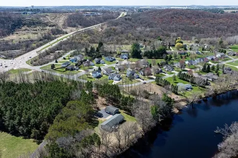 4437 Old Wells Roads Eau Claire WI 54703