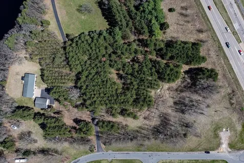 4437 Old Wells Roads Eau Claire WI 54703