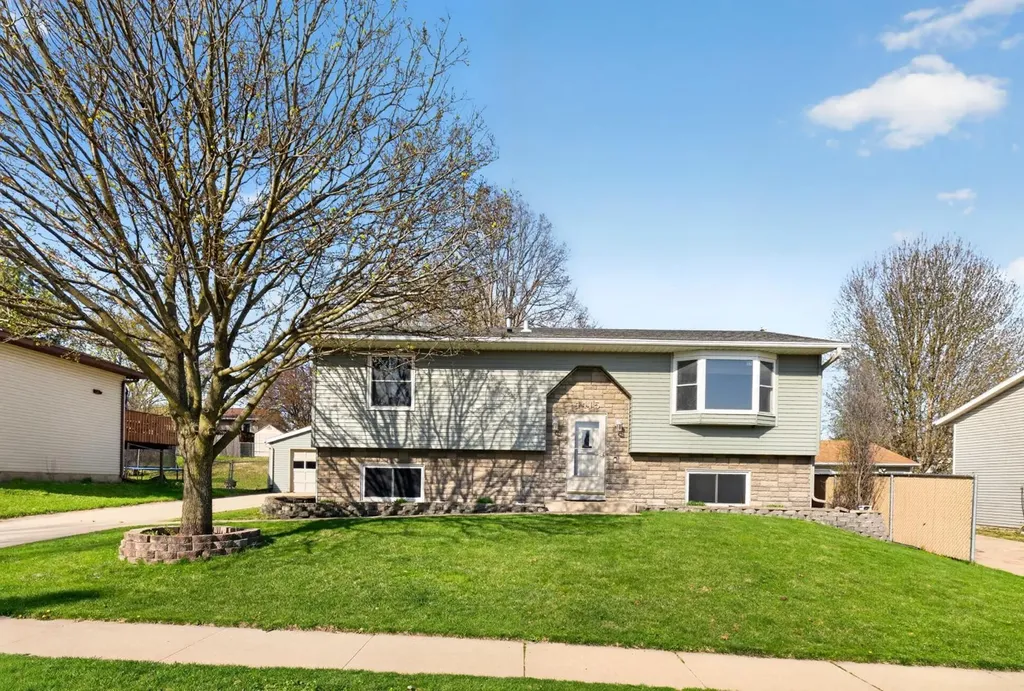4415 Valley Drive NW Rochester MN 55901