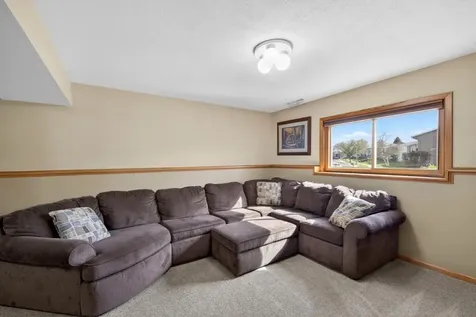 4415 Valley Drive NW Rochester MN 55901