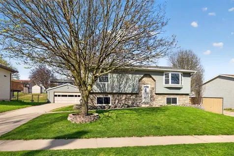 4415 Valley Drive NW Rochester MN 55901