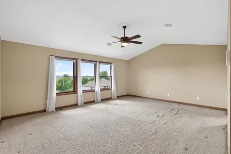 9020 Warren Court Victoria MN 55386