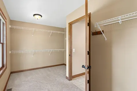 9020 Warren Court Victoria MN 55386