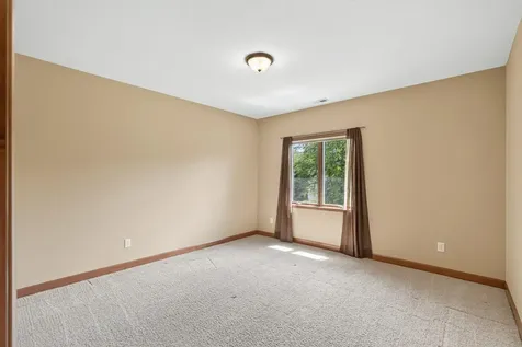 9020 Warren Court Victoria MN 55386