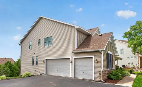 9020 Warren Court Victoria MN 55386