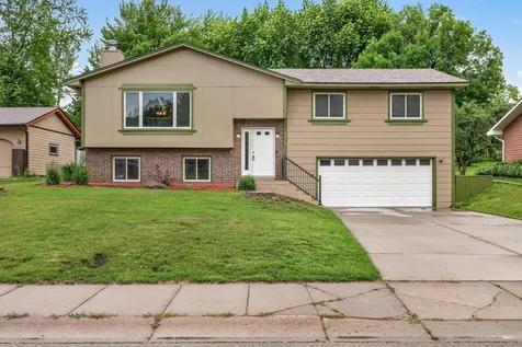 17918 Weaver Lake Drive Maple Grove MN 55311