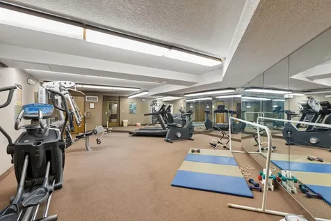 6650 Vernon Avenue S Edina MN 55436