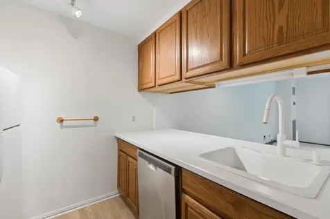 6650 Vernon Avenue S Edina MN 55436