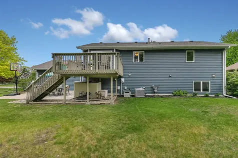 913 5th Avenue E Sartell MN 56377