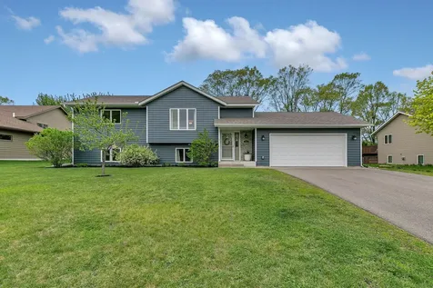 913 5th Avenue E Sartell MN 56377