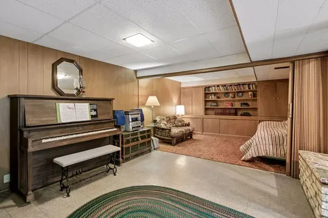 3901 57th Avenue N Brooklyn Center MN 55429