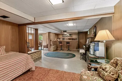 3901 57th Avenue N Brooklyn Center MN 55429
