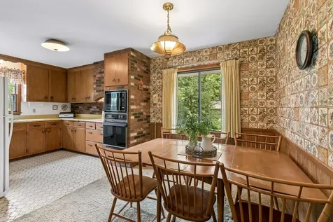 3901 57th Avenue N Brooklyn Center MN 55429