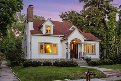 3258 Xerxes Avenue N Minneapolis MN 55412
