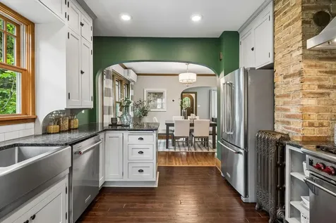 3258 Xerxes Avenue N Minneapolis MN 55412