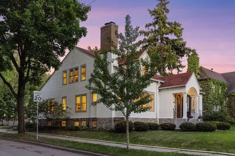 3258 Xerxes Avenue N Minneapolis MN 55412