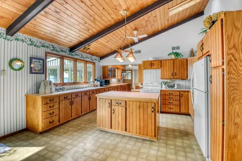 51301 County Highway 31 Detroit Lakes MN 56501