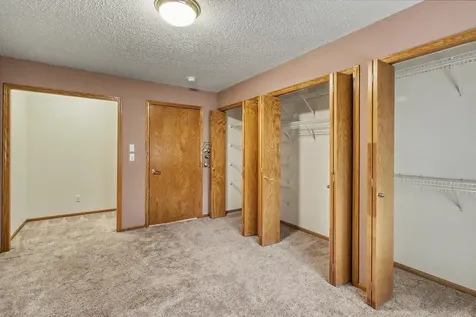 2940 12th Avenue S Moorhead MN 56560