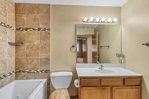 2940 12th Avenue S Moorhead MN 56560