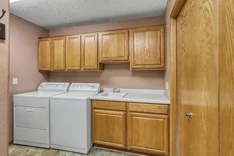 2940 12th Avenue S Moorhead MN 56560