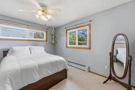 2905 Townview Avenue NE Saint Anthony MN 55418