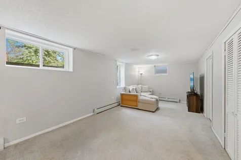 2905 Townview Avenue NE Saint Anthony MN 55418
