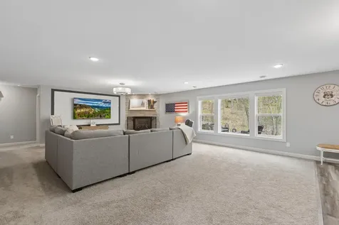 6013 Little Creek Lane Rockford MN 55373
