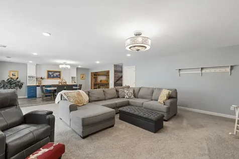 6013 Little Creek Lane Rockford MN 55373