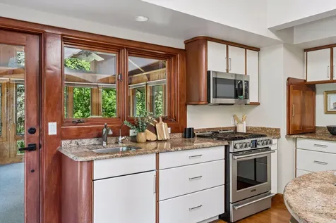 776 Golden Meadow Road Eagan MN 55123