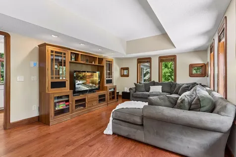 776 Golden Meadow Road Eagan MN 55123