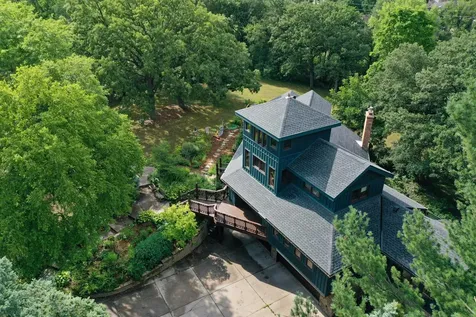 776 Golden Meadow Road Eagan MN 55123
