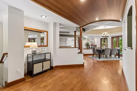 776 Golden Meadow Road Eagan MN 55123