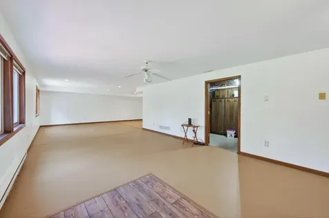 11462 42nd Street SE Clear Lake MN 55319