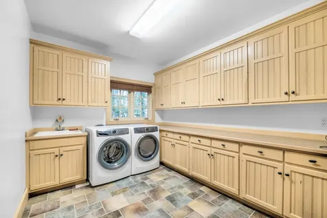 1242 Maple Leaf Trail NW Walker MN 56484