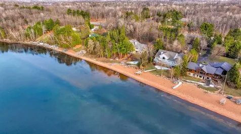1242 Maple Leaf Trail NW Walker MN 56484