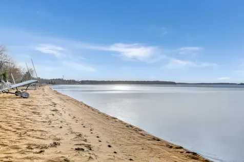 1242 Maple Leaf Trail NW Walker MN 56484
