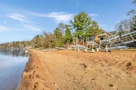 1242 Maple Leaf Trail NW Walker MN 56484