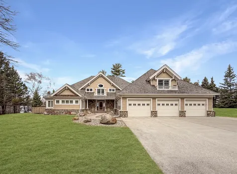 1242 Maple Leaf Trail NW Walker MN 56484