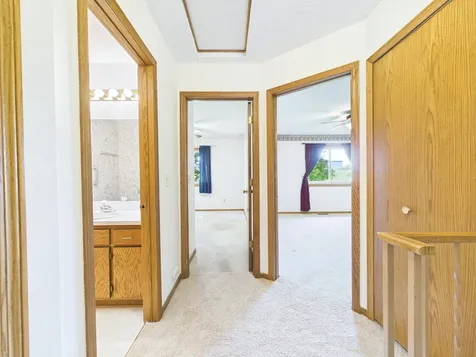 7598 13th Street N Oakdale MN 55128