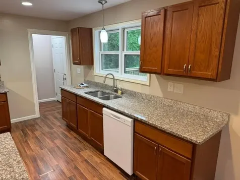9934 Maple Avenue Bloomington MN 55431