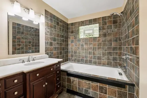 9934 Maple Avenue Bloomington MN 55431