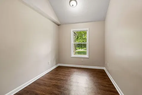9934 Maple Avenue Bloomington MN 55431